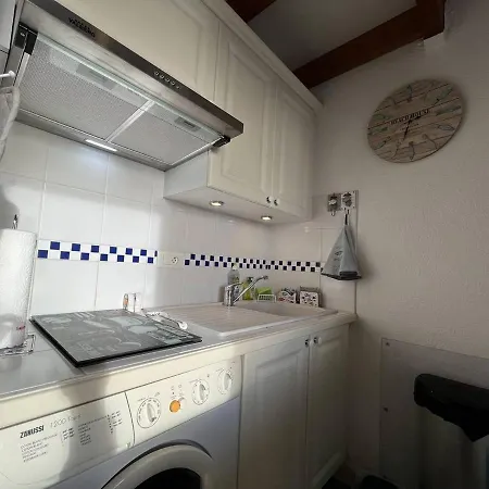 Apartment 2 Pieces Avec Balcon, Vue Et Parking A Saint-pierre-d'oleron, Wifi Inclus - Fr-1-246a-170 *