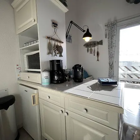 2 Pieces Avec Balcon, Vue Et Parking A Saint-pierre-d'oleron, Wifi Inclus - Fr-1-246a-170 Apartment Saint-Pierre-d'Oleron