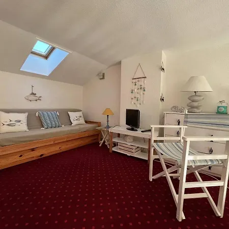 Appartement 2 Pieces Avec Balcon, Vue Mer Et Parking A Saint-Pierre-D'Oleron, Wifi Inclus - Fr-1-246A-170 Lägenhet Saint-Pierre-d'Oleron