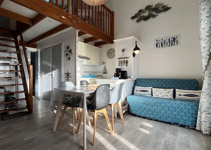 2 Pieces Avec Balcon, Vue Et Parking A Saint-pierre-d'oleron, Wifi Inclus - Fr-1-246a-170 Saint-Pierre-d'Oleron